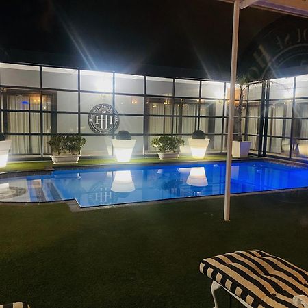 Halfway House Hotel Kimberley Bagian luar foto