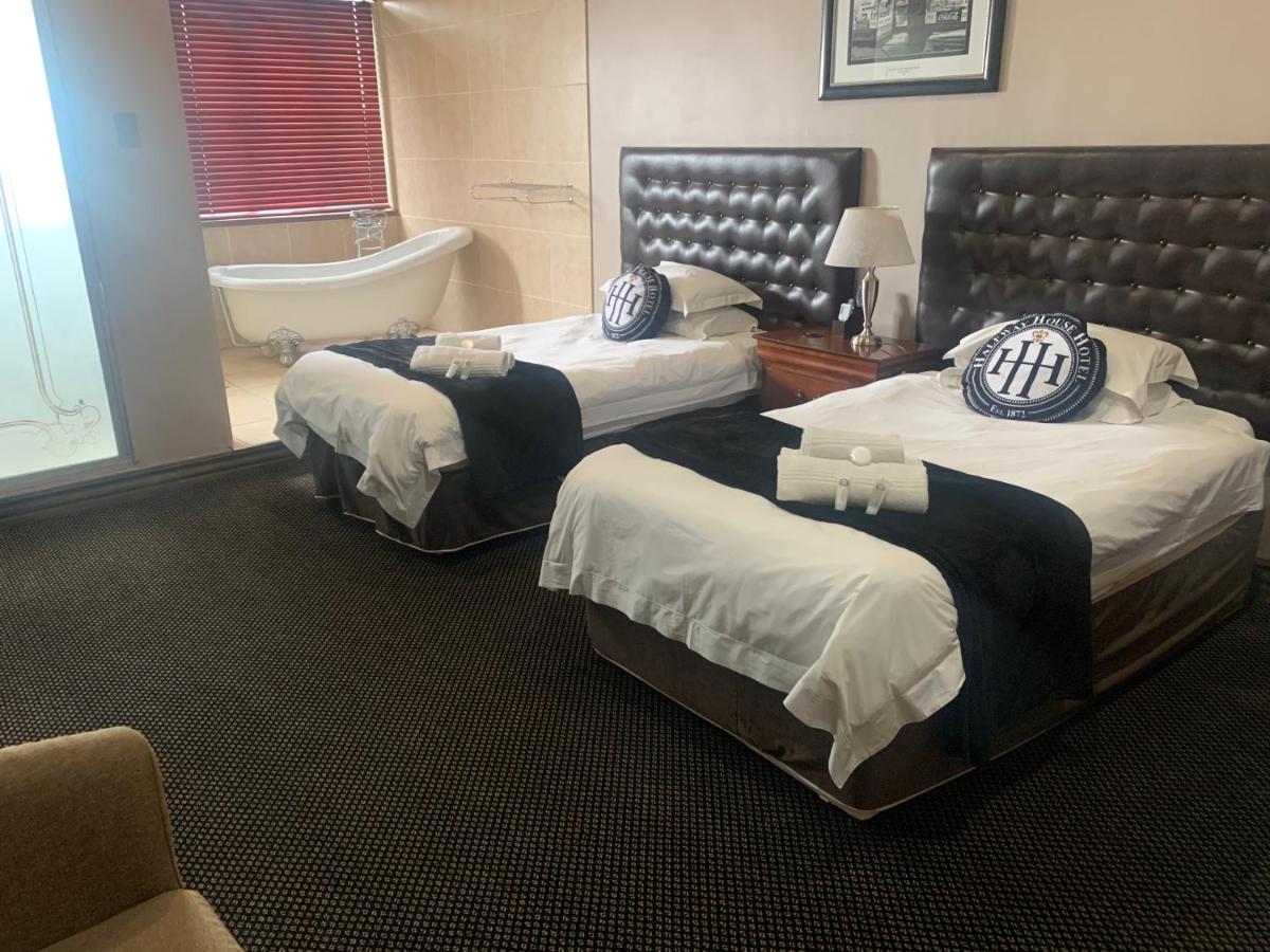 Halfway House Hotel Kimberley Bagian luar foto