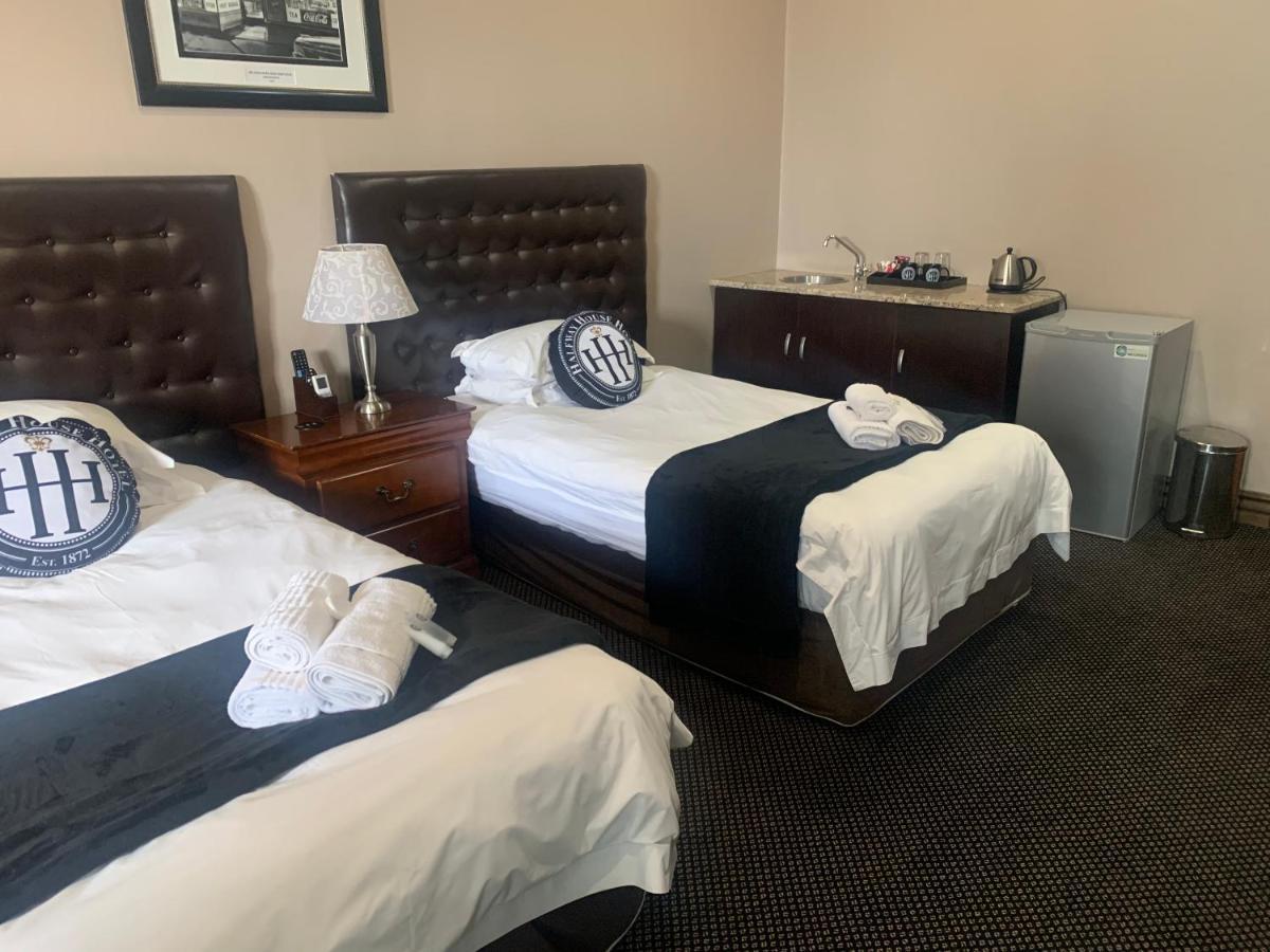 Halfway House Hotel Kimberley Bagian luar foto