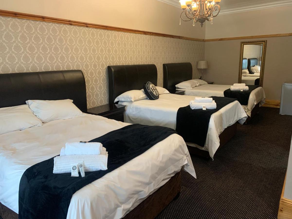 Halfway House Hotel Kimberley Bagian luar foto
