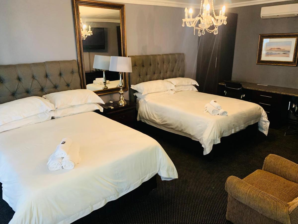 Halfway House Hotel Kimberley Bagian luar foto
