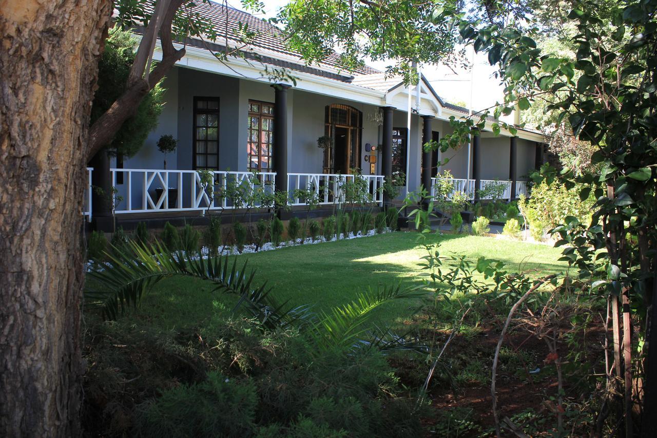 Halfway House Hotel Kimberley Bagian luar foto