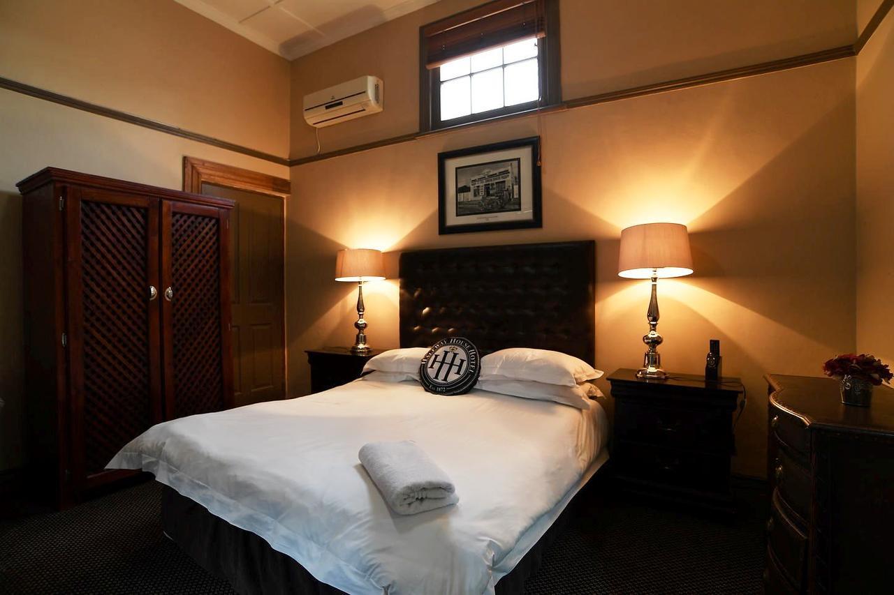 Halfway House Hotel Kimberley Bagian luar foto