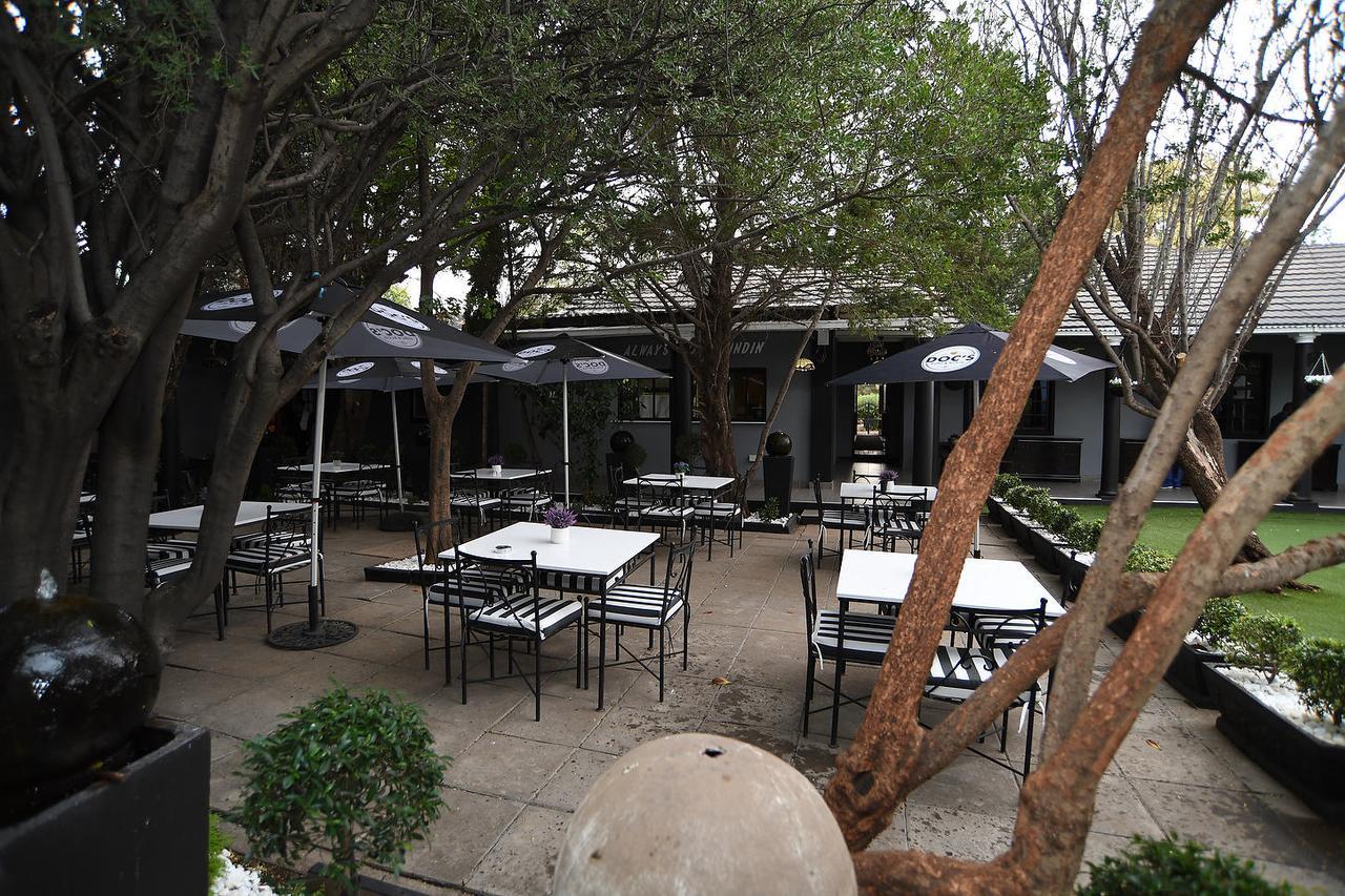 Halfway House Hotel Kimberley Bagian luar foto